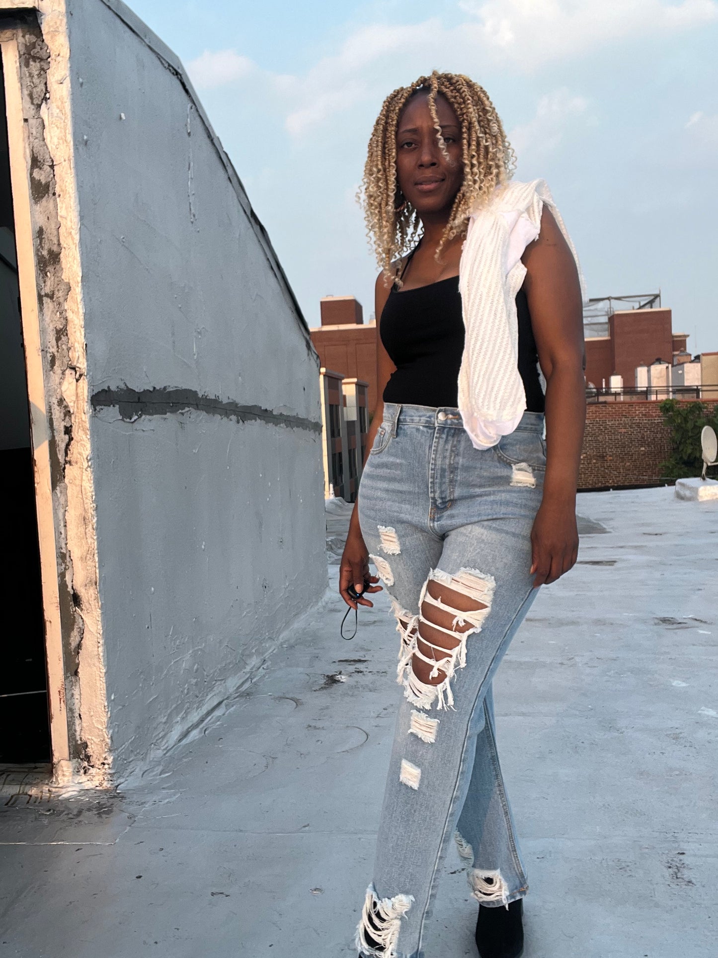 Distressed Straight Denim Jeans (Light)