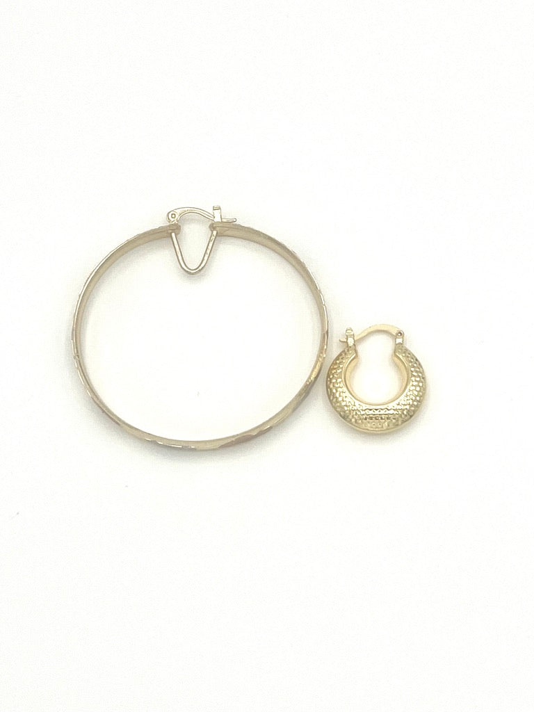 Gold Finish 26mm Small Hoop Hollow Design Diamond Cutting Finish Golden Tone