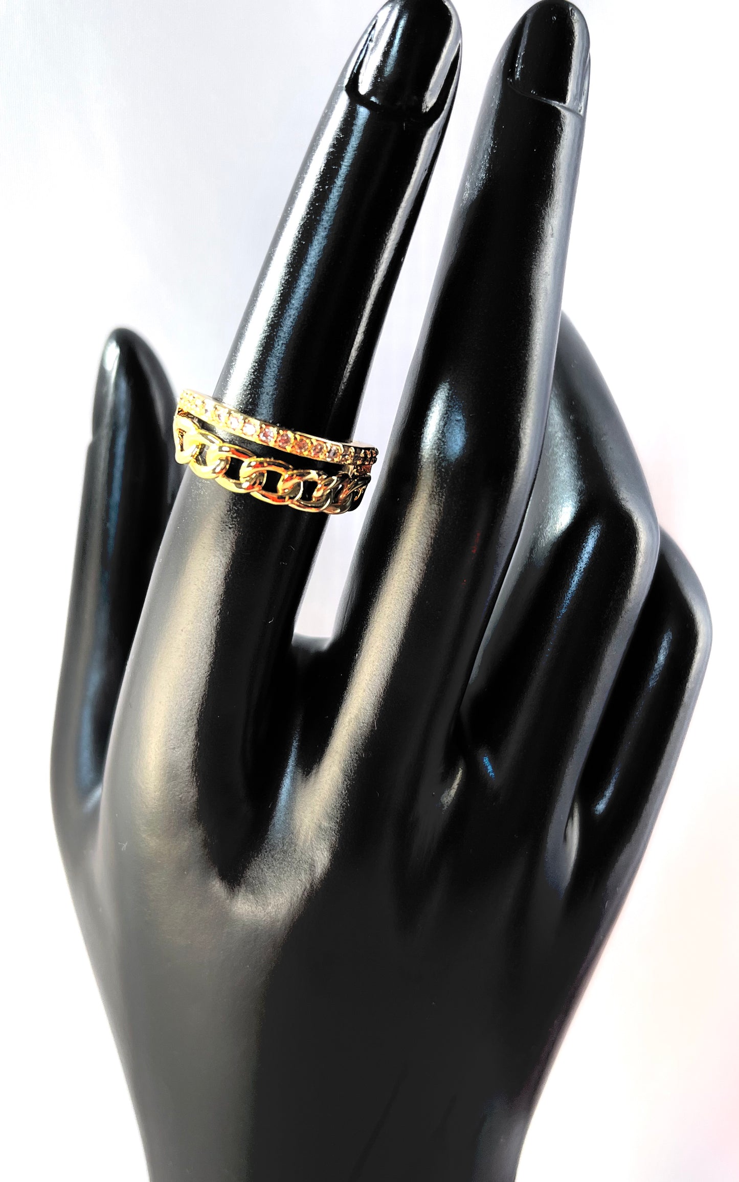 Gold Filled Ring w. Link & Diamond design / one size Fits all