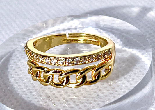 Gold Filled Ring w. Link & Diamond design / one size Fits all